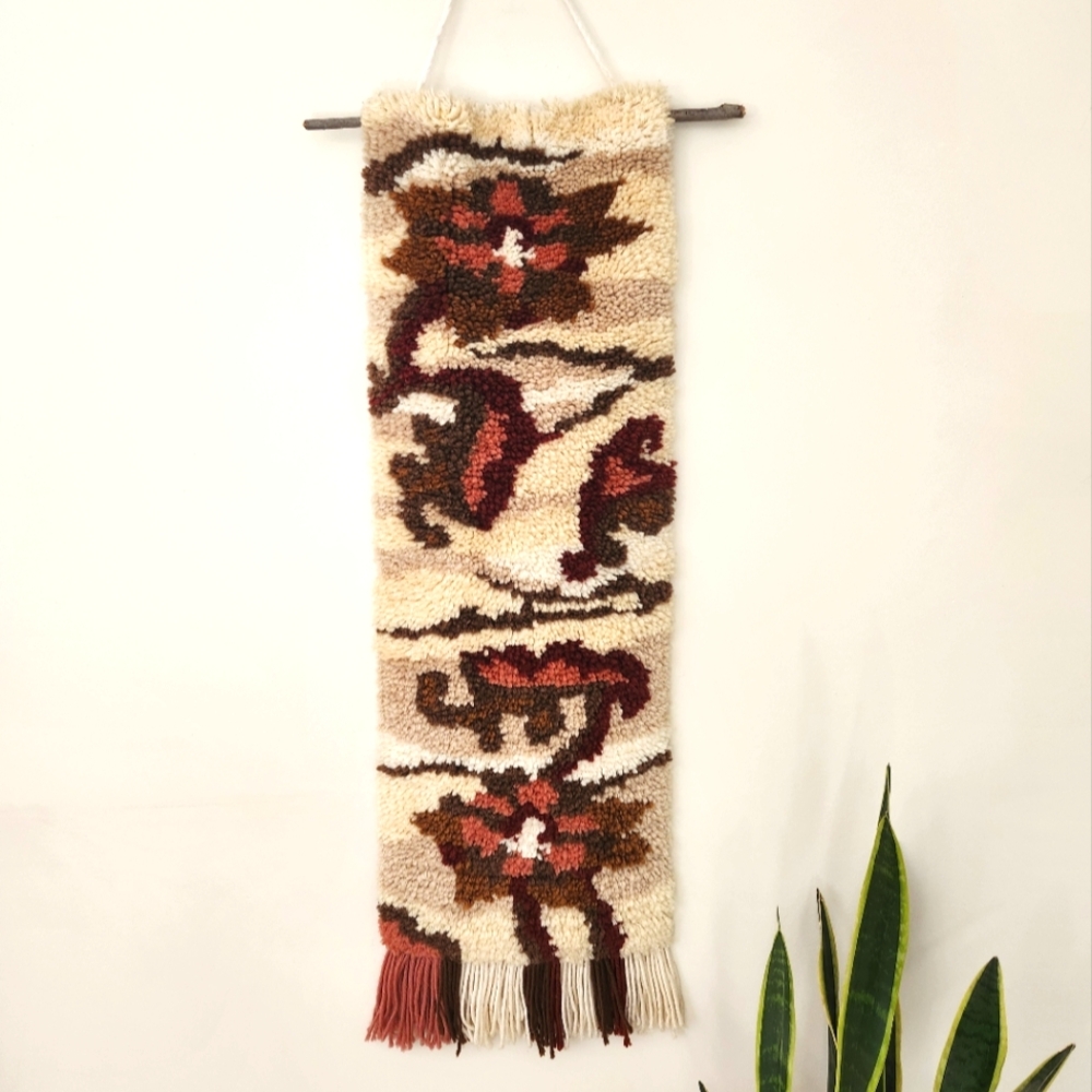Vintage hook latch wall hanging